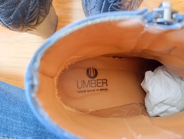 Botas Umber de piel. Talla 40. Azules