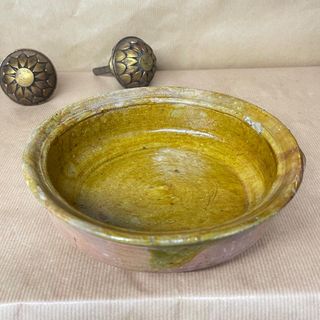 Cuenco alfarería antiguo