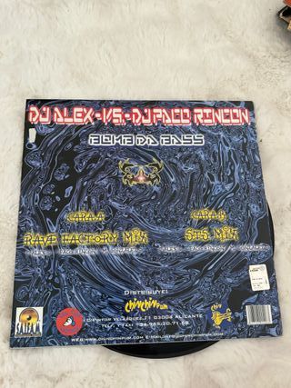 Disco vinilo Rave Fighters ‎– Bomb Da Bass