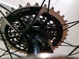 Piñon sram red axs 12v e1 10-36
