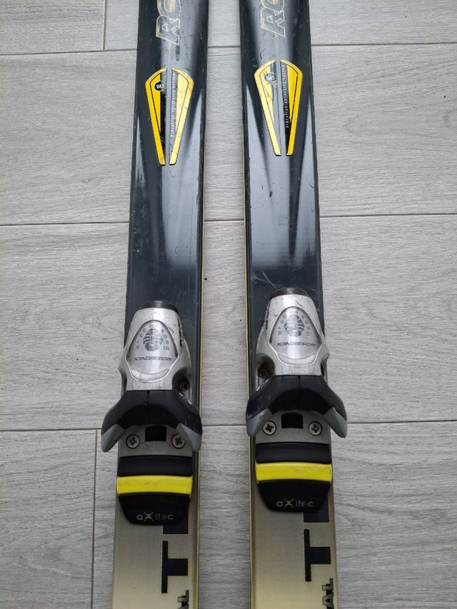 Esquis Rossignol 184