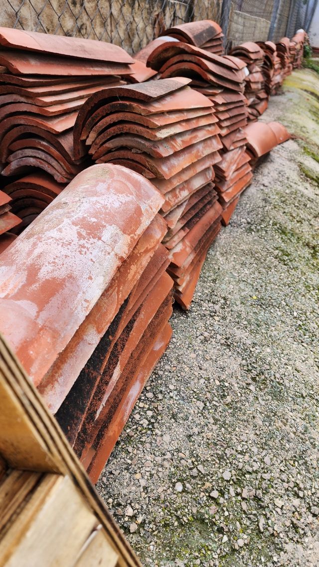 Tejas curvas árabes x unidad o cantidad Ibi