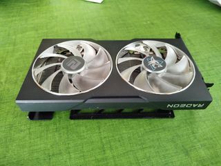 Tarjeta gráfica AMD Radeon RX 6600