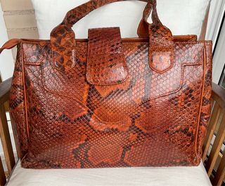 BOLSO HOMBRO piel serpiente. 