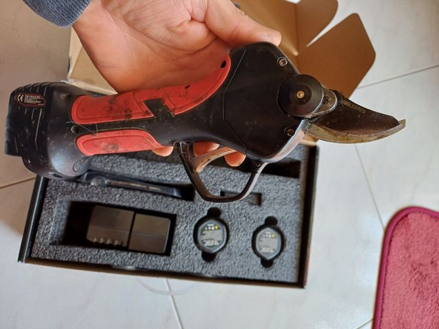 Forbice elettrica potatura bluebird