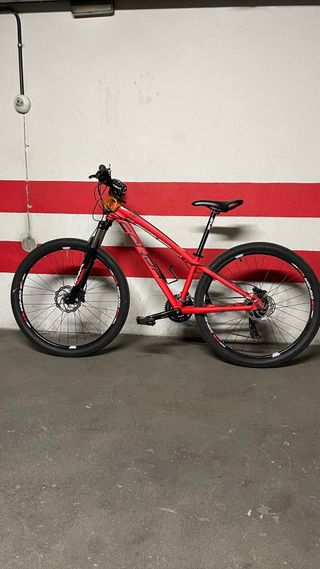 Bicicleta de Montaña Conor 6700 – Talla L – Ruedas