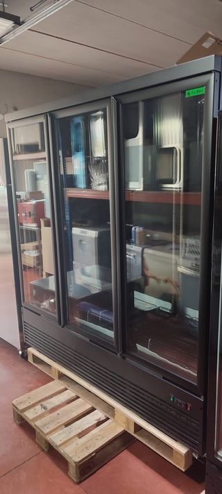 ARMARIO EXPOSITOR 3 PUERTAS OCASION