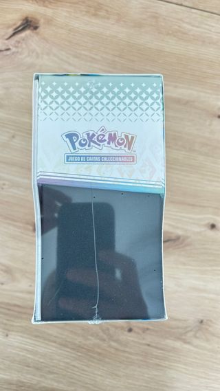 Caja entrenador élite ETB Evoluciones prismáticas