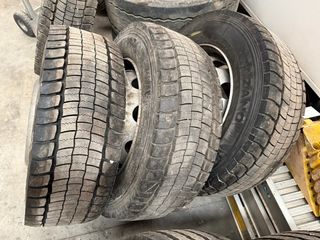 4 Neumaticos de traccion nuevos 315/60R22.5