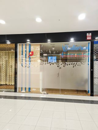 Local Comercial acondicionado y centrico.