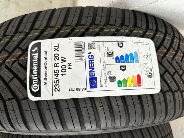 cerchi in lega da 20 AMG oro rosa compreso pneum.