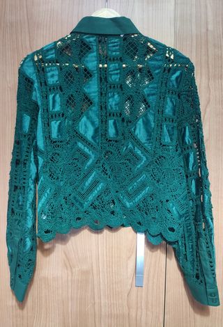 Camisa Zara talla M encaje y terciopelo