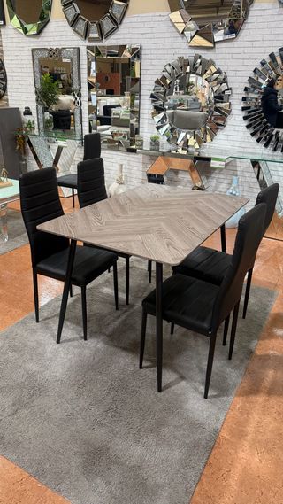 MESA DE COMEDOR EXTENSIBLE + 4 SILLAS