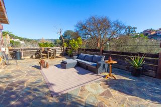 chalet vacacional con naturaleza y mar