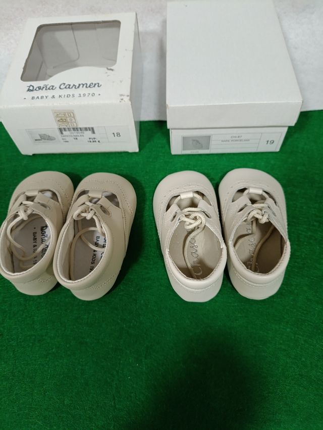 Zapatitos bebé,los 2 pares.