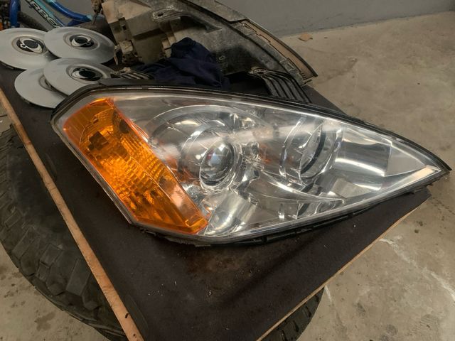Faros Ssangyong Kyron