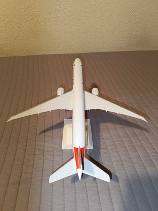 MAQUETA AIRBUS 350/900 IBERIA