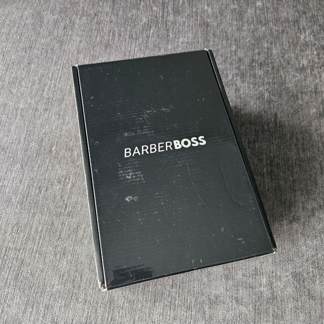Cortapelos y barba BarberBoss