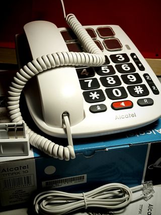 ALCATEL TELÉFONO TMAX10. (Aconsejado para mayores)