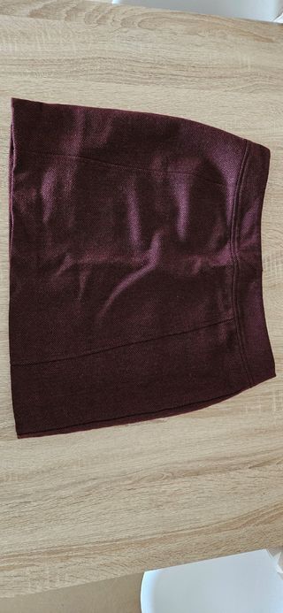 Minifalda granate stradivarius