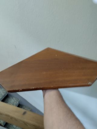 ESTANTERÍA ESQUINERA