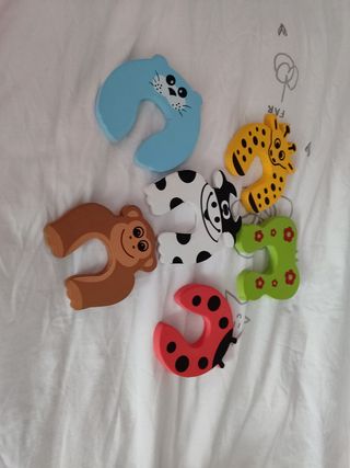 Protector puertas infantil