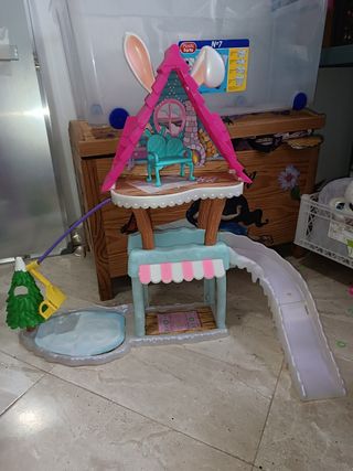 Casa de muñecas esquí