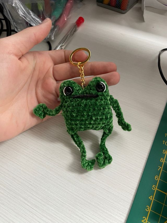 Llavero Rana Amigurumi