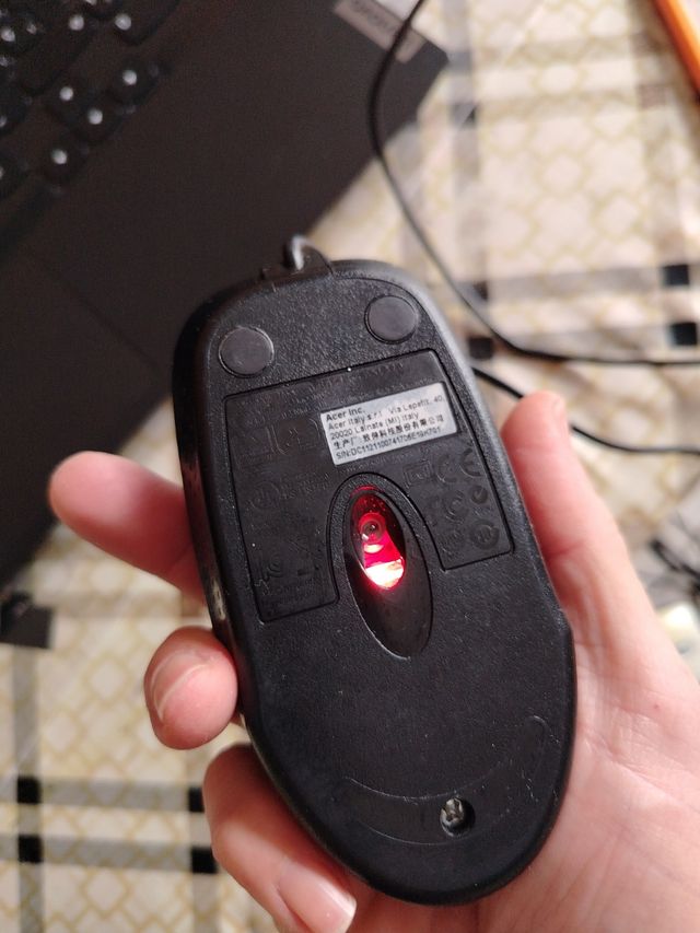 Ratón óptico Acer negro