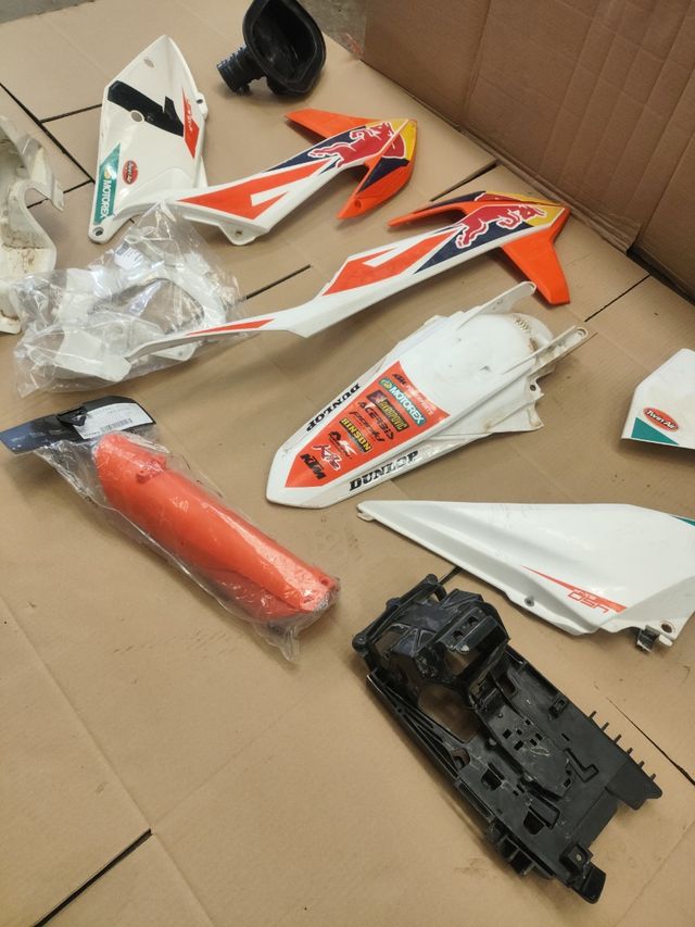 Kit plásticos KTM