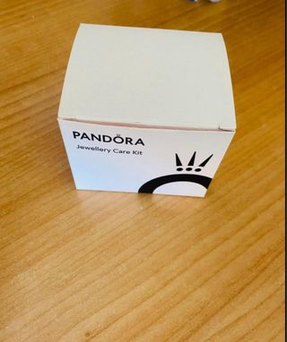 Gel pandora per pulire i gioielli