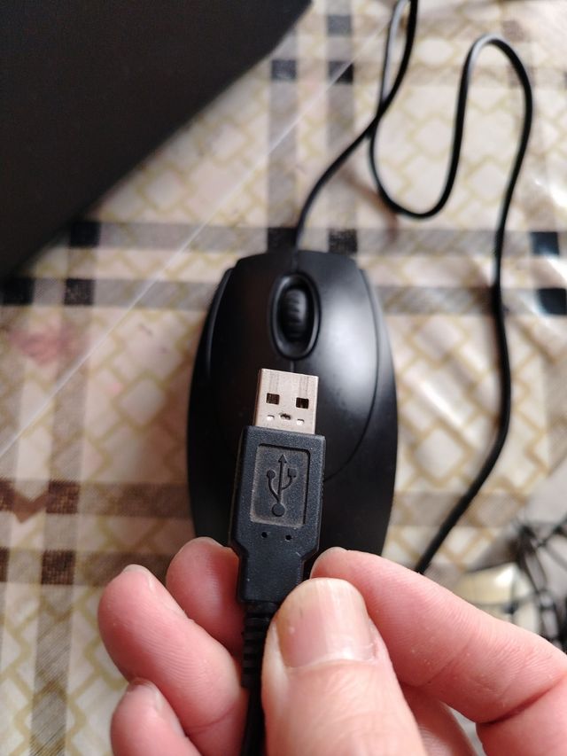 Ratón óptico cherry