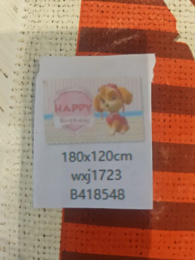 Fondo pared cumple patruca skye