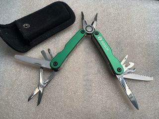 Bosch multitool with case