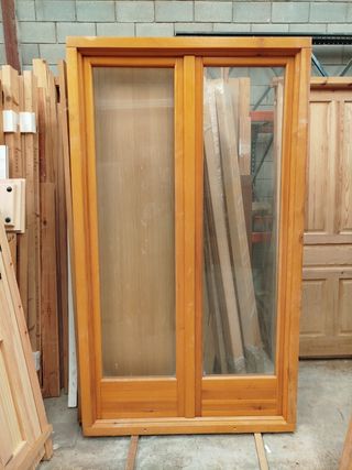 Carpintería de madera macizaa