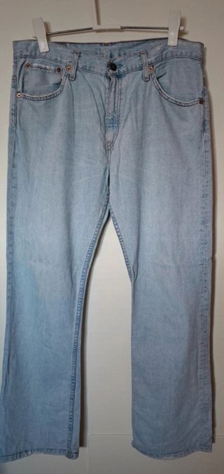 Pantalon Levi's 507  W32 L34acortados a 101cm pier