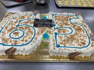 SE NECESITA PASTELERO