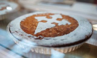 SE NECESITA PASTELERO