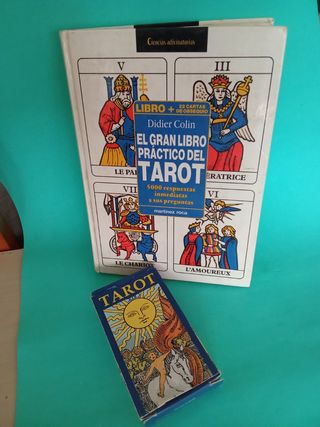 CARTAS. TAROT y libro