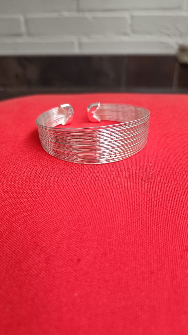 Pulsera plata ajustable