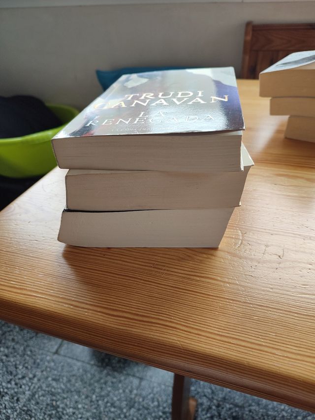 SAGA LA ESPIA TRAIDORA I, II, III