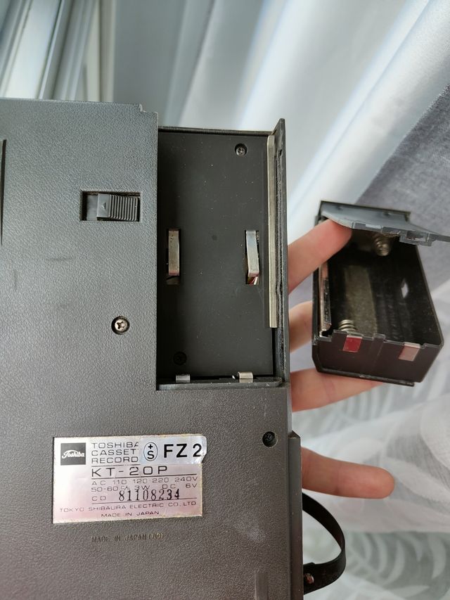 Toshiba cassette recorder kt-20.años 70