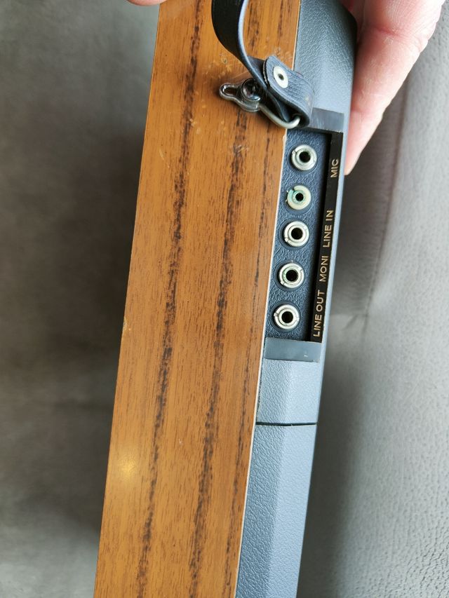 Toshiba cassette recorder kt-20.años 70