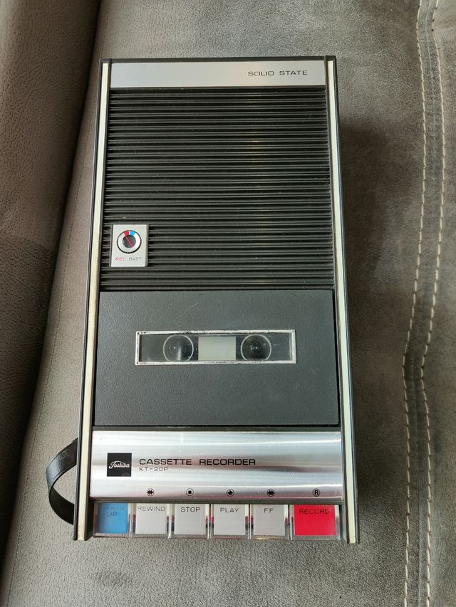 Toshiba cassette recorder kt-20.años 70