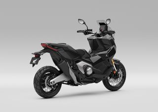 HONDA X-ADV 750
