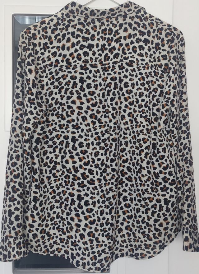 Camisa Easy Wear estampada mujer