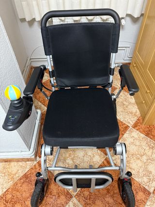 Silla de ruedas eléctrica