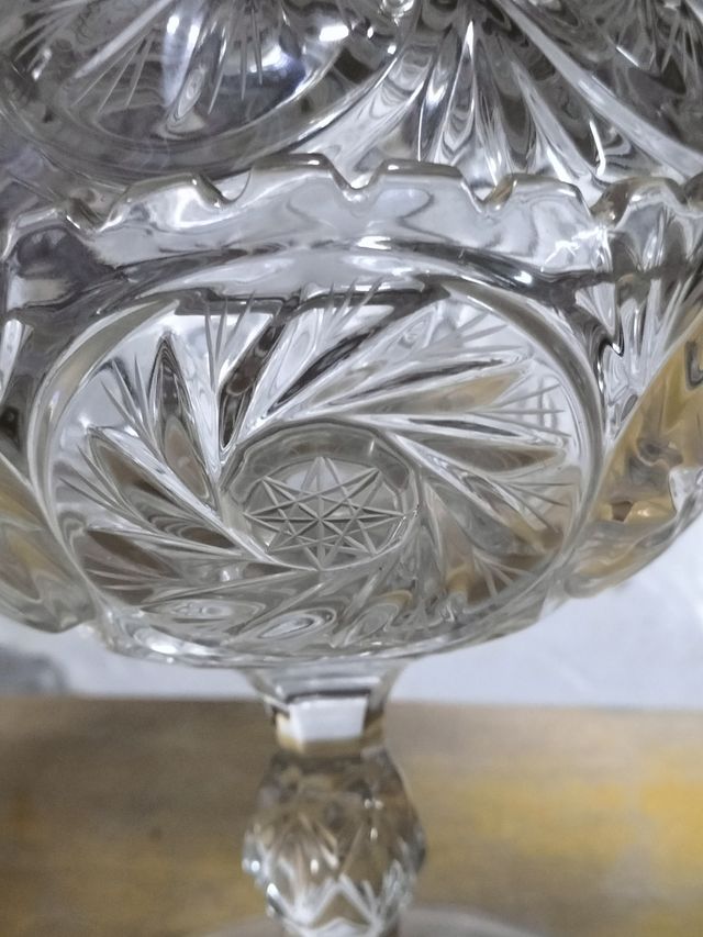 Gran Bombonera en Cristal Tallado BOHEMIA