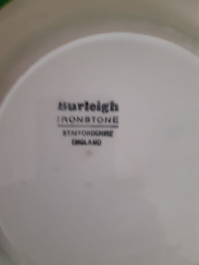 Staffordshire Burliegh Ironestone Piatti piani