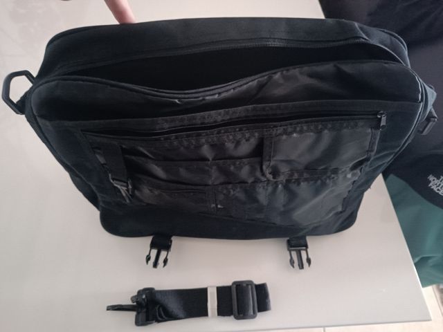 Maletín para portátiles y documentos